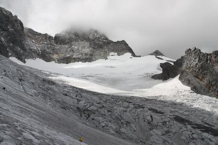 冰川粒雪盆